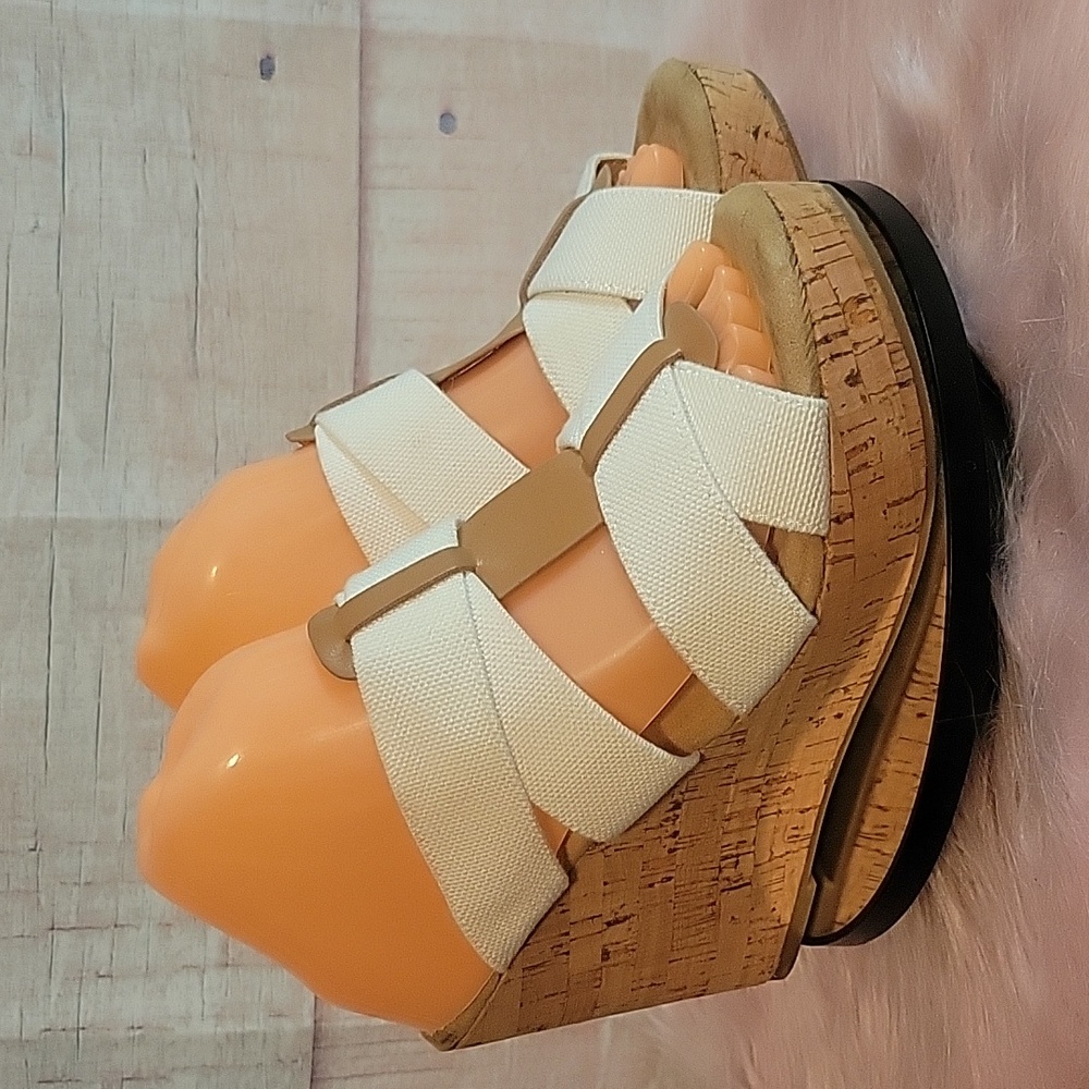 XOXO "comfy" cork wedges